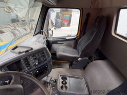 Volvo FH 400 8X4 TIPPER - MANUAL 3+3 - STEEL SPRING /...