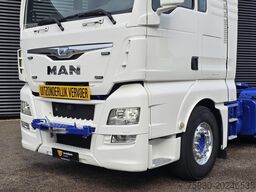 MAN TGX 33.560 6x4 / RETARDER / 464 dkm