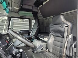 MAN TGX 33.560 6x4 / RETARDER / 464 dkm