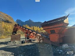 Terex Finlay Hydrascreen screener with feed hopper