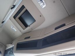 Mercedes-Benz Actros 2540 6x2 / 40 tho. km! / 5-seater