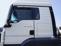 MAN TGS 35.420 8x2/Chassis 6.4 m/steer axles
