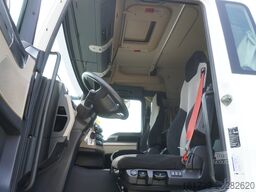 MAN TGS 35.420 8x2/Chassis 6.4 m/steer axles