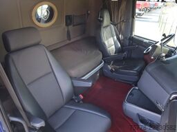 Scania R580 V8 | 8X4 | RETARDER | FULL STEEL | BIG AXL...