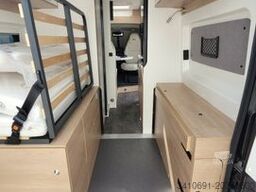 MOOVEO Van 60DB Auto. 160 PS Navi Markise Solar SAT TV