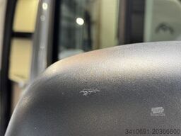 MOOVEO Van 60DB Auto. 160 PS Navi Markise Solar SAT TV