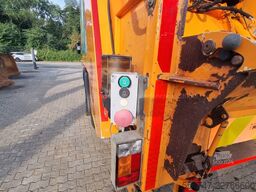 Mercedes-Benz 2633 Econic