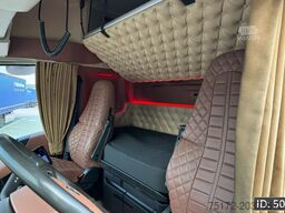 Volvo FH 460 Globetrotter XL, Euro 6, Mega / Like new...