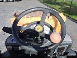 Ausa D100 AHG | ROTATING TIP | LOW HOURS | GOOD TIRES