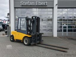 Jungheinrich DFG 680 / 4.500mm / 2.413h / Zinkenverstellgerät