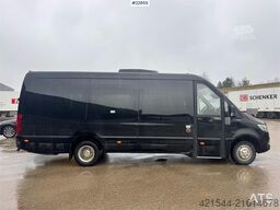 Mercedes-Benz Atlas Sprinter 519 CDI Minibus – 17 seats – 258,00