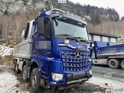 Mercedes-Benz Arocs 3263