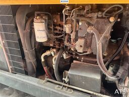 Dieci Pegasus 40.25 w/ jib, hydraulic crew basket, bucke