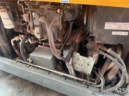 Dieci Pegasus 40.25 w/ jib, hydraulic crew basket, bucke