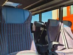 MERCEDES-BENZ Heckniederflur Sprinter 517 / 4 er Bestuhlung