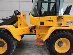 VOLVO L30G + Fork