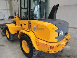 VOLVO L30G + Fork