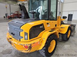VOLVO L30G + Fork