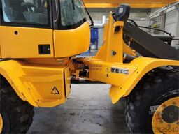 VOLVO L30G + Fork