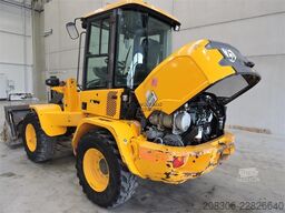 VOLVO L30G + Fork