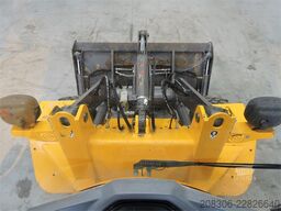 VOLVO L30G + Fork