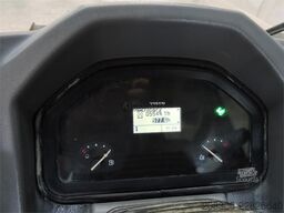 VOLVO L30G + Fork