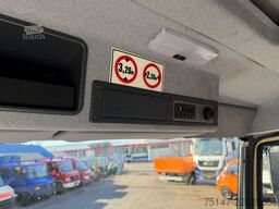 MERCEDES-BENZ 811 großes Haus / Doka 6 Sitzer 2x AHK