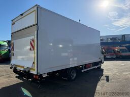 FUSO Canter 7C18 3-Sitzer Klima Koffer Ladebordwand