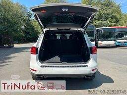 VW Touareg 3.0 TDI V6 | Pano | Navi | Allrad |