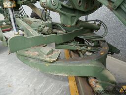 Caterpillar 130G Ex-army