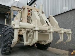 Caterpillar 130G Ex-army