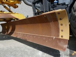Caterpillar 12M3