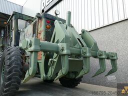 Caterpillar 130G Ex-army