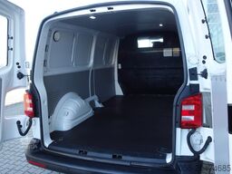 Volkswagen T6 Transporter 2,0 TDI 4Mot Lang LED/STDHZG/AHK