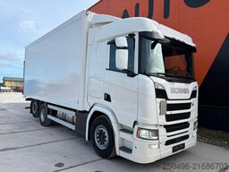 Scania R 410 6x2*4 CNG / RETARDER / BOX L=6970 mm