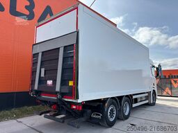 Scania R 410 6x2*4 CNG / RETARDER / BOX L=6970 mm