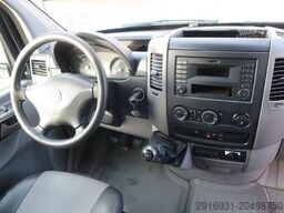 VOLKSWAGEN Crafter 35 mittel L2H1/Klima/6 Sitze/FN:128