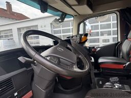 VOLVO FH750 8x4 Effer 2055 8s-Jib6S Heavy Duty