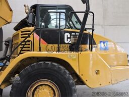 CATERPILLAR 730