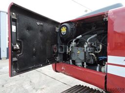 LIEBHERR R906