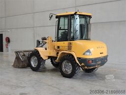 VOLVO L30B