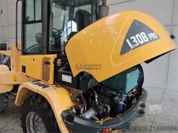 VOLVO L30B