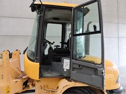 VOLVO L30B