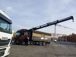 IVECO AS260S42Y/FS mit Kran BDF