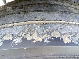 IVECO AS260S42Y/FS mit Kran BDF