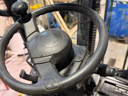 Toyota 40-8FD40N Forklift