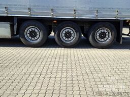 Schmitz Cargobull Curtainsider Standard