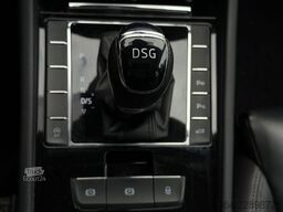 SKODA Superb 2.0 TDI SCR DSG Active Combi Panoramadach
