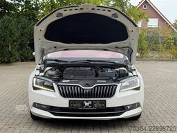 SKODA Superb 2.0 TDI SCR DSG Active Combi Panoramadach