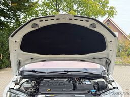 SKODA Superb 2.0 TDI SCR DSG Active Combi Panoramadach